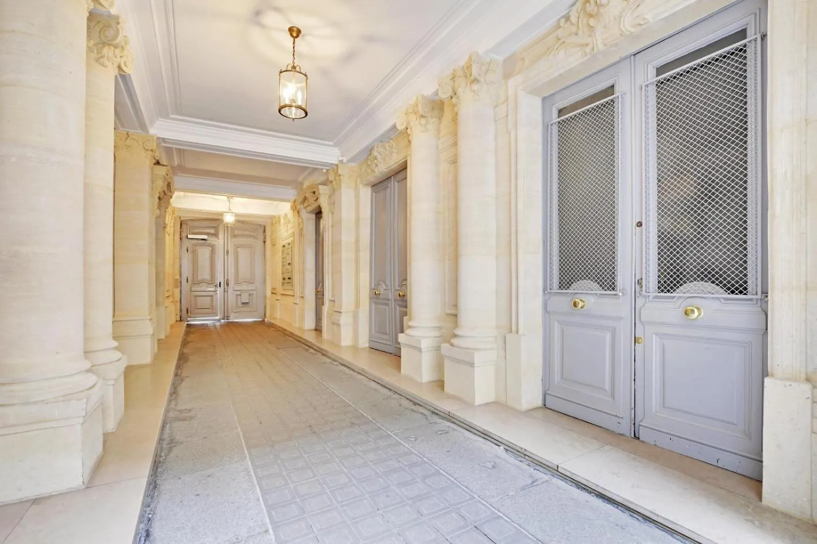 Apartment Appartement Marignan Paris